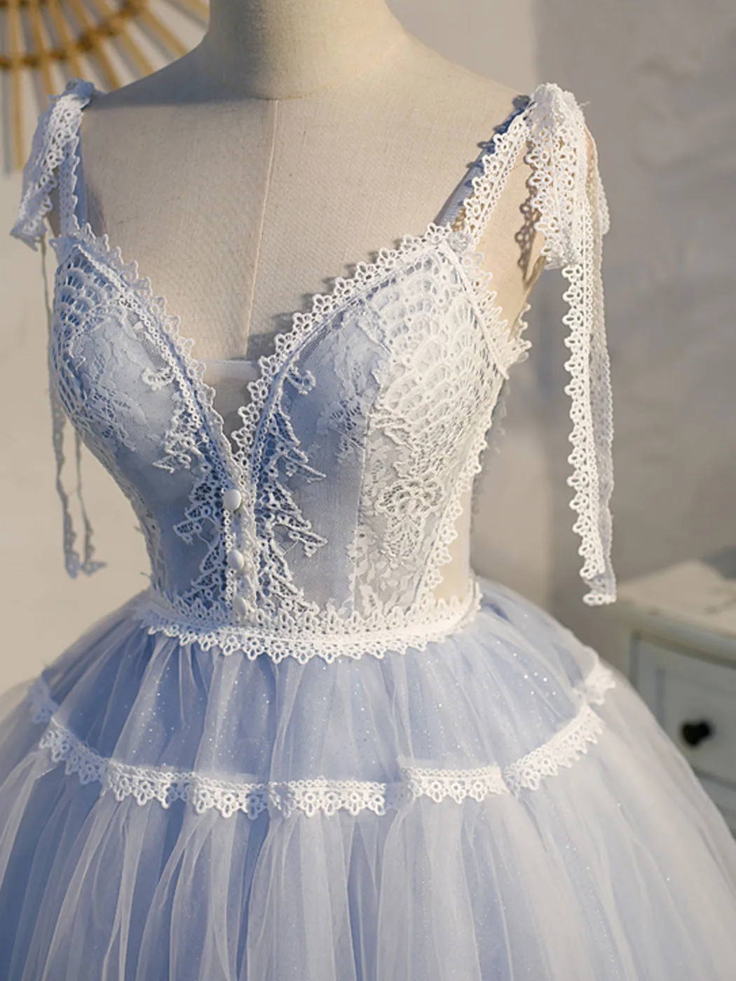 A Line V Neck Lace Blue Short Prom Dresses, Blue Puffy Homecoming Dresses