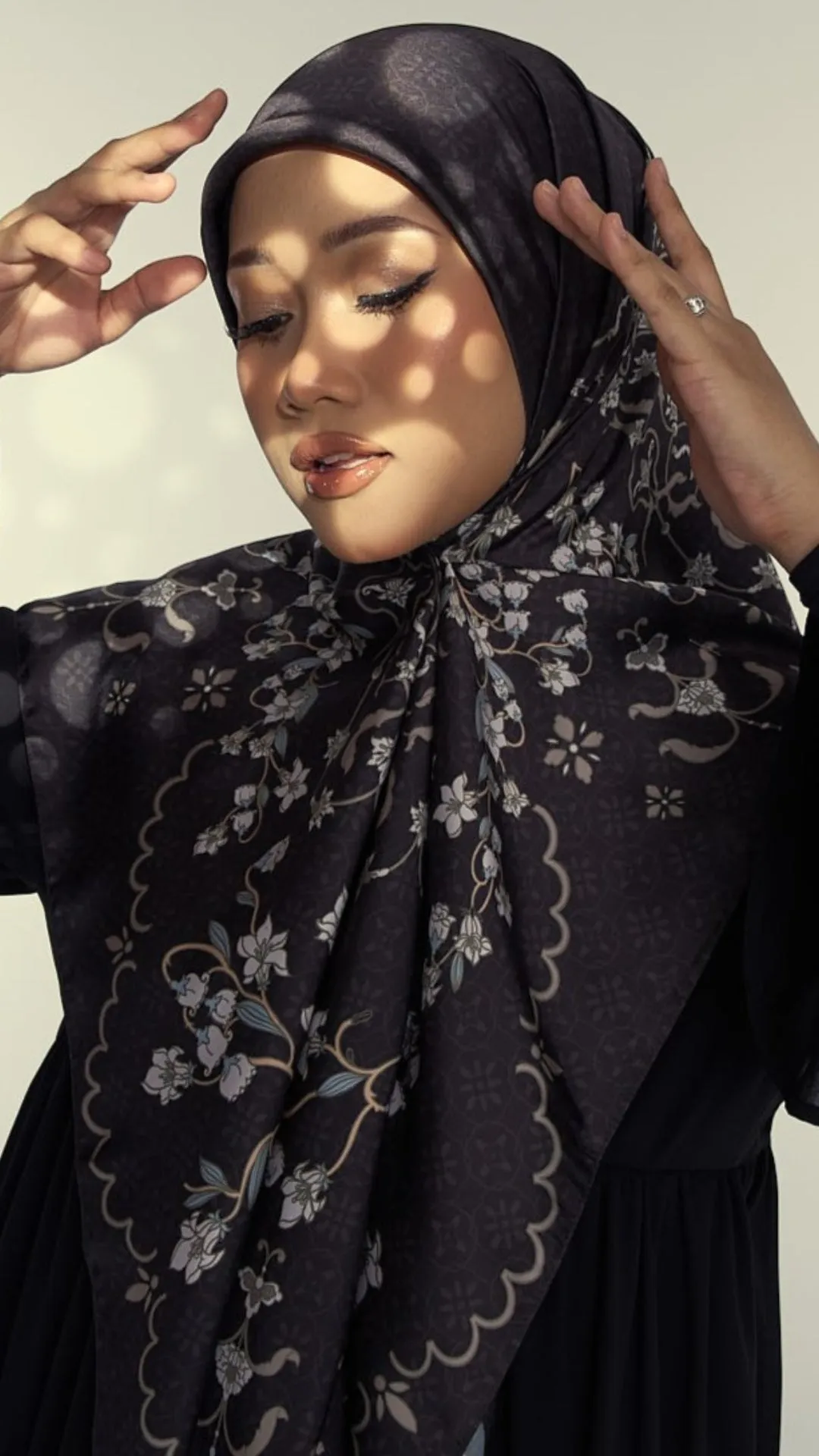 Rawdah Shawl