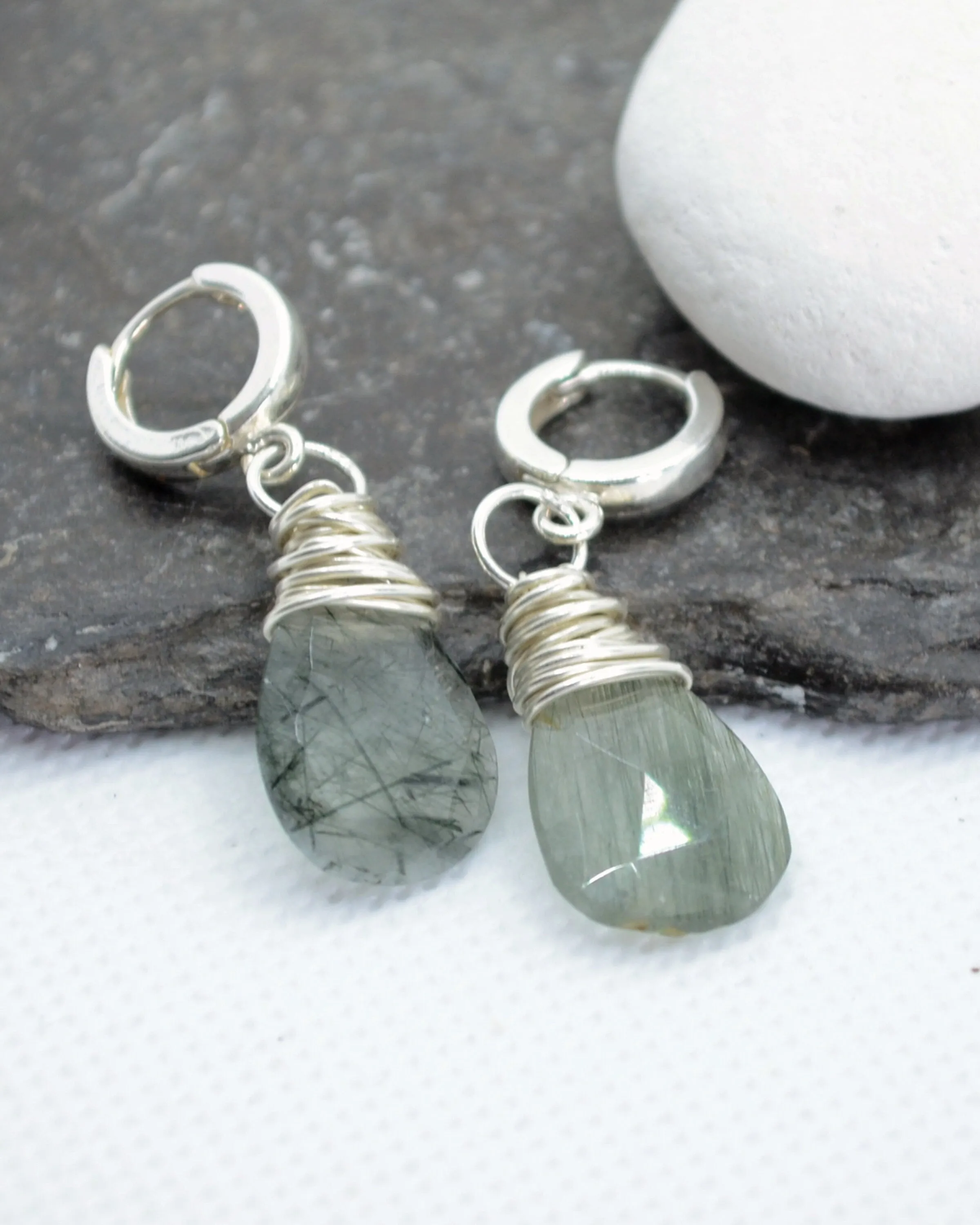 Silver wire wrapped green crystal quartz earrings, teardrop stone, bohemian vibe earrings, romantic gift