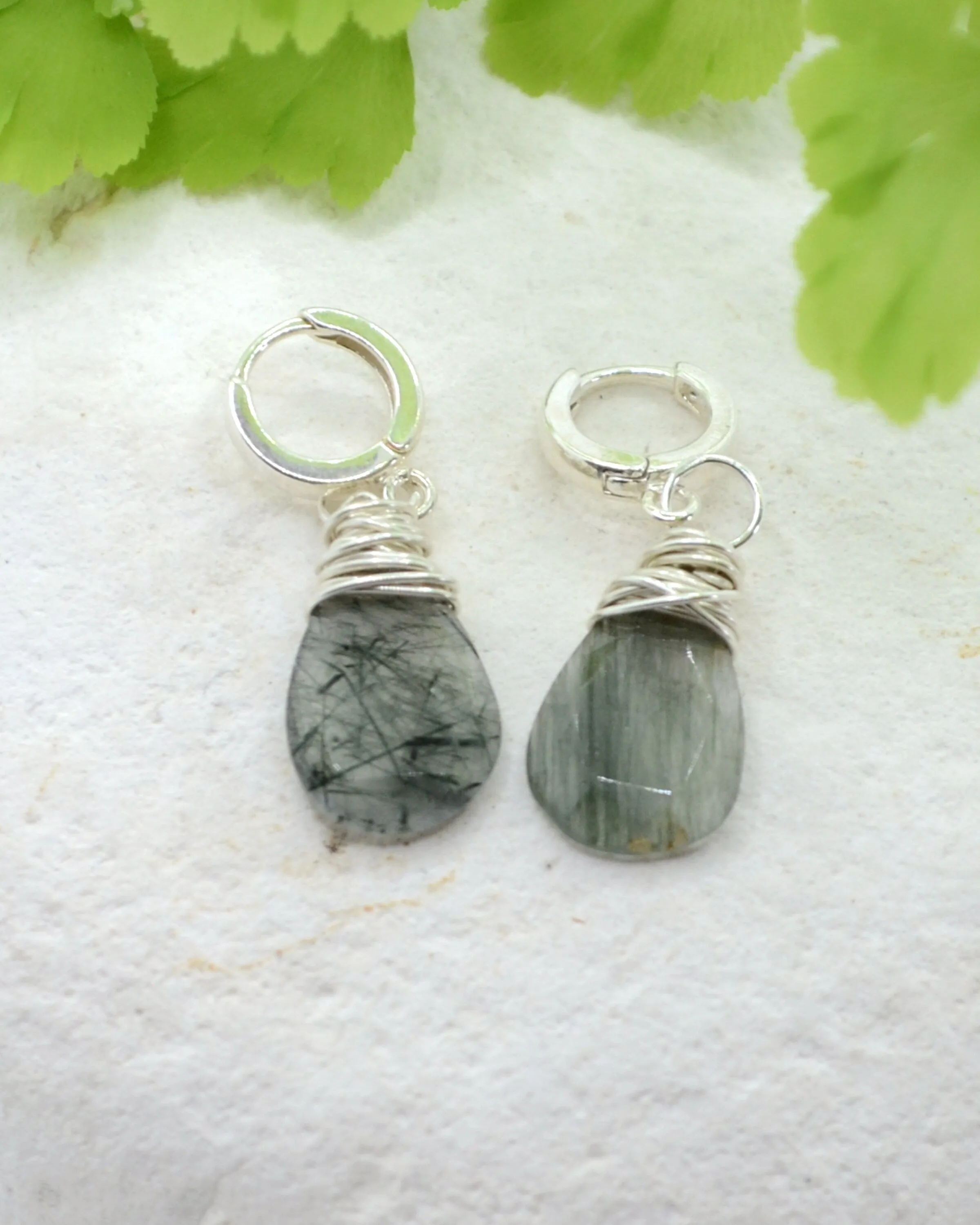 Silver wire wrapped green crystal quartz earrings, teardrop stone, bohemian vibe earrings, romantic gift