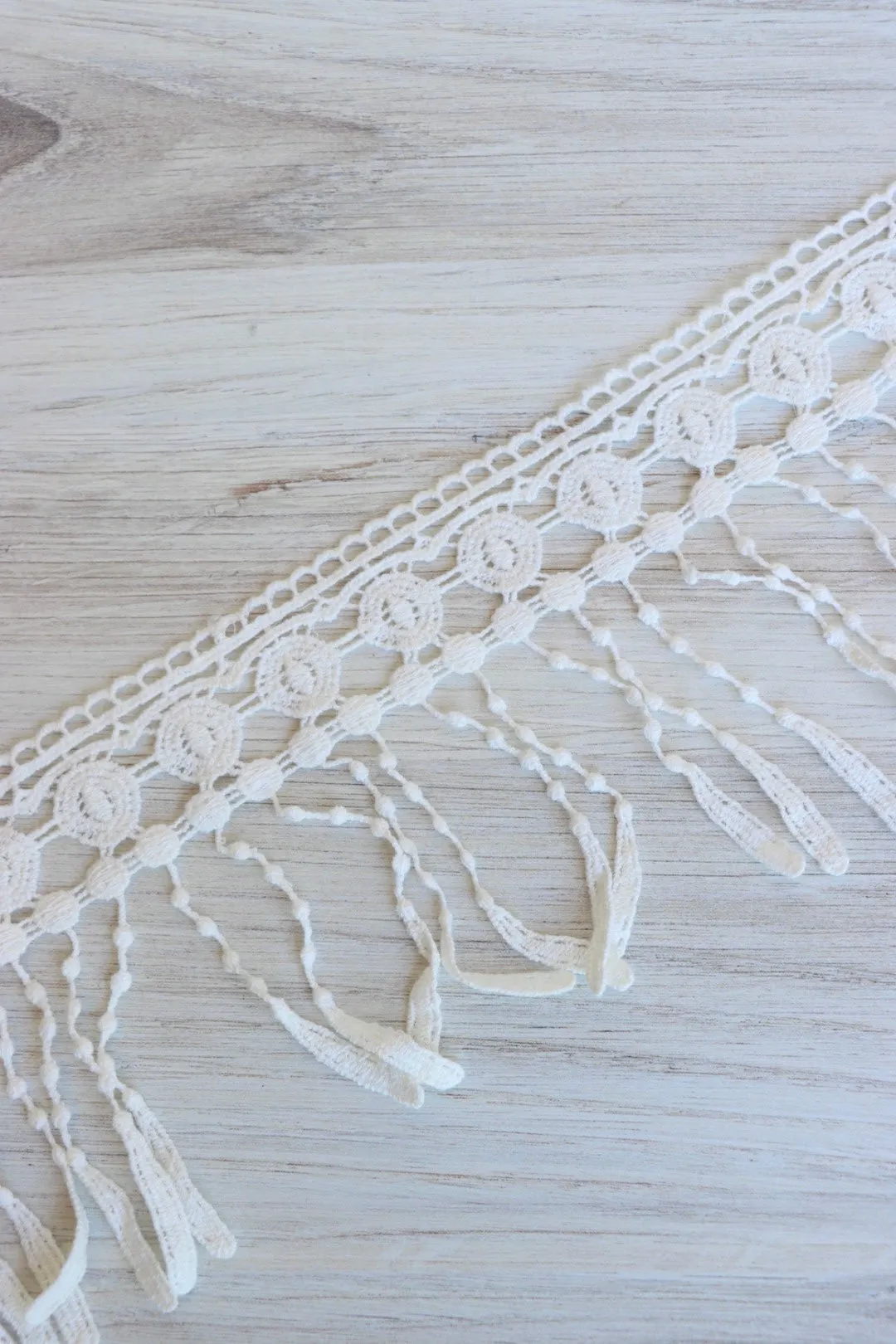 White 5" Wide Fringe Trim